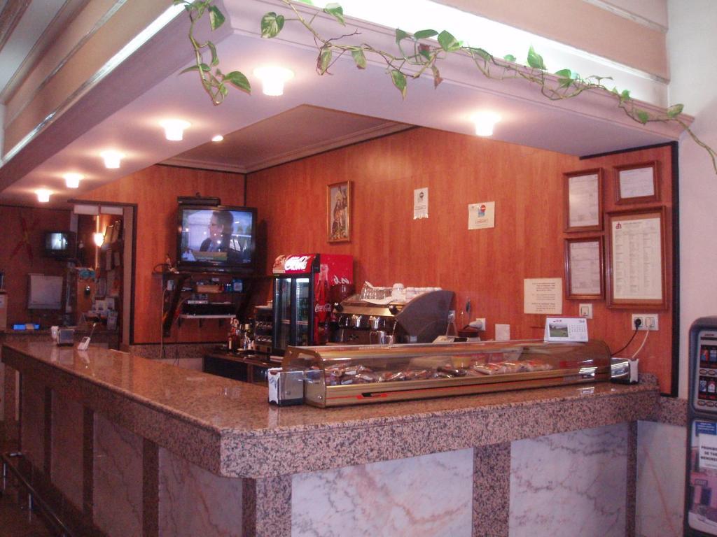 洛斯赫马纳斯酒店 奥卡纳 外观 照片